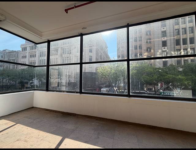1,423M² BUILDING TO LET IN CAPE TOWN CITY CENTRE